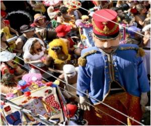 London Celebrates Notting Hill Carnival London Celebrates Notting Hill Carnival