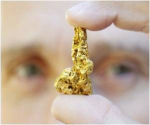 New `Gold Lingerie` Unveiled New `Gold Lingerie` Unveiled