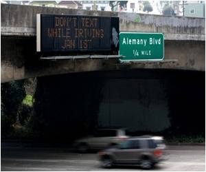 Graphic Crash Warnings to Slow Speeding Drivers Graphic Crash Warnings to Slow Speeding Drivers