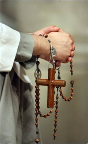  Religious, Spiritual Support Benefits Men and Women  Facing Chronic Illness: Study