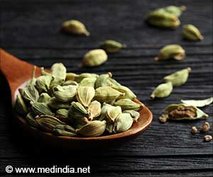 Spice Up Your Weight Loss Goals With Superfood Cardamom