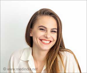 Smile Bright Without Brushing - New Hydrogel Therapy
