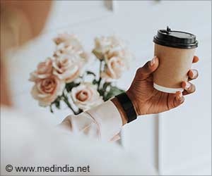 Coffee in a Disposable Cup Releases Tonnes of Microplastics Coffee in a Disposable Cup Releases Tonnes of Microplastics