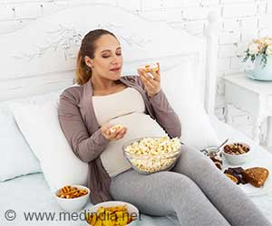 Smelling Fatty Foods in Womb May Raise Obesity Risk