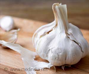Utilizing Garlic Peels: A Zero Waste Approach to Flavorful Dishes
