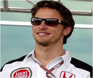 Living On 'Caveman' Diet Helps �Fitness-Mad' Button Stay Fit Living On 'Caveman' Diet Helps �Fitness-Mad' Button Stay Fit