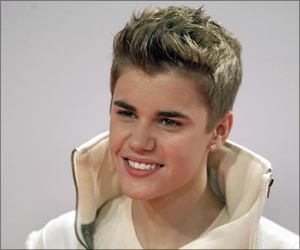 Justin Bieber Reveals Facial Paralysis, Calls It