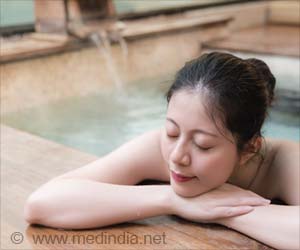 Hot Spring Baths in the Evening Could Reduce Cases of Hypertension