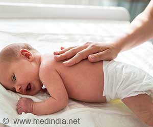 Patting Your Baby to Sleep: Helpful or Habit Forming?