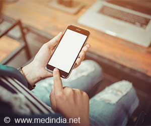  Does Your Phone Really Influence Your Mood? 