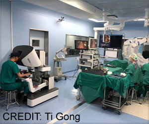Shanghai Robot Completes First Surgery on a 65-year-old Cancer Patient Shanghai Robot Completes First Surgery on a 65-year-old Cancer Patient