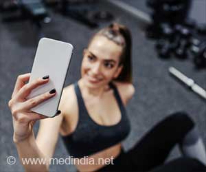 The Truth About Sharing Your Workout on Social Media