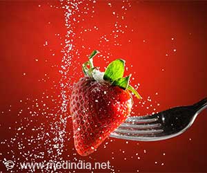 Daily Strawberry Intake Can Lower Blood Sugar and Prevent Prediabetes Naturally