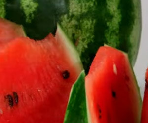 Stay Cool and Healthy: Benefits of Watermelon Daily