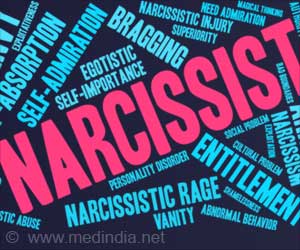 Narcissistic Personality Disorder - Causes, Symptoms, Complications, Diagnosis, Treatment